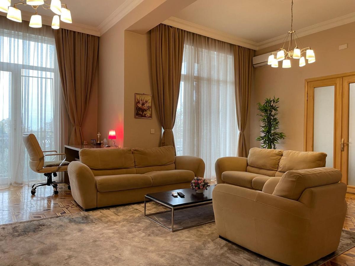 Maiden Boulevard View Baku Luaran gambar