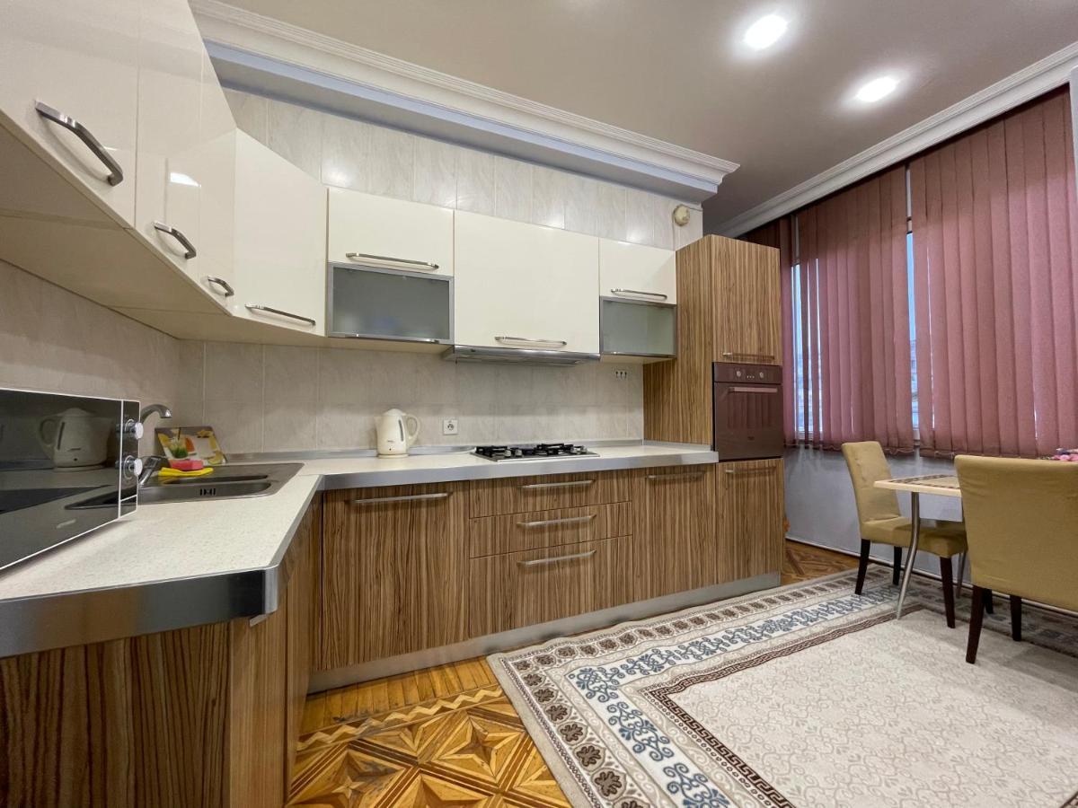Maiden Boulevard View Baku Luaran gambar