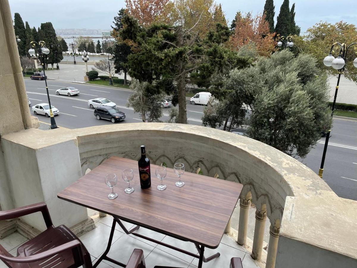 Maiden Boulevard View Baku Luaran gambar